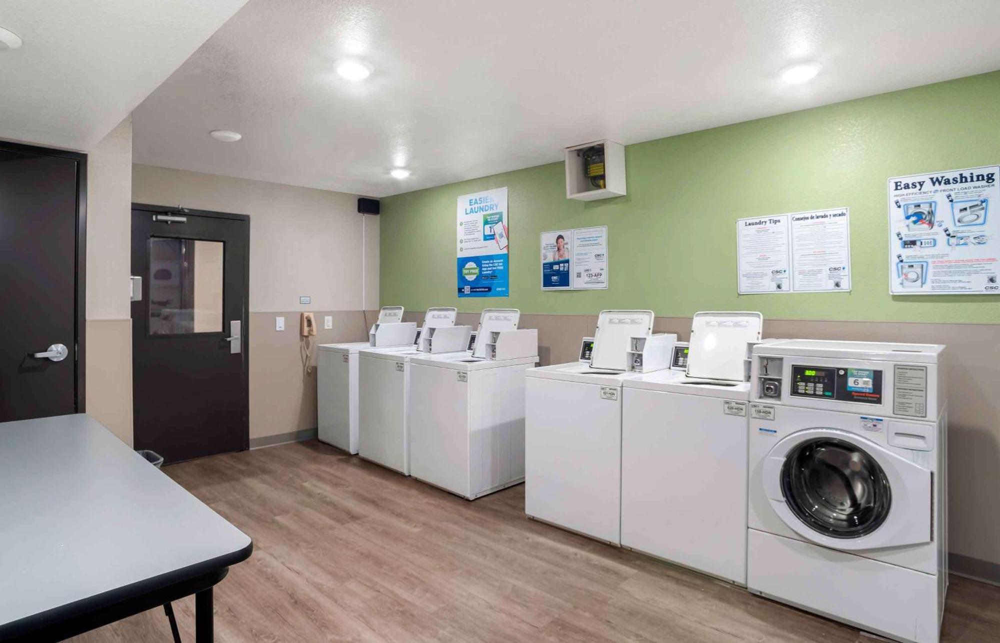 Extended Stay America Select Suites - Charlotte - Northlake Ngoại thất bức ảnh