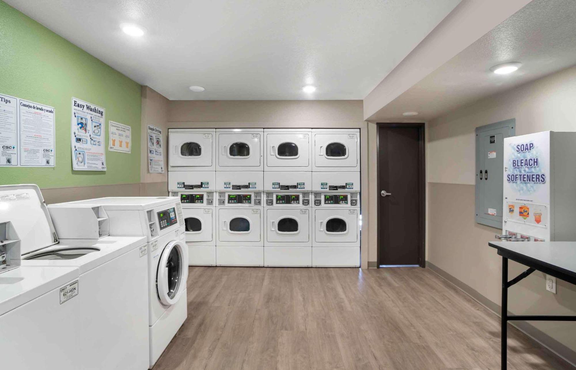 Extended Stay America Select Suites - Charlotte - Northlake Ngoại thất bức ảnh