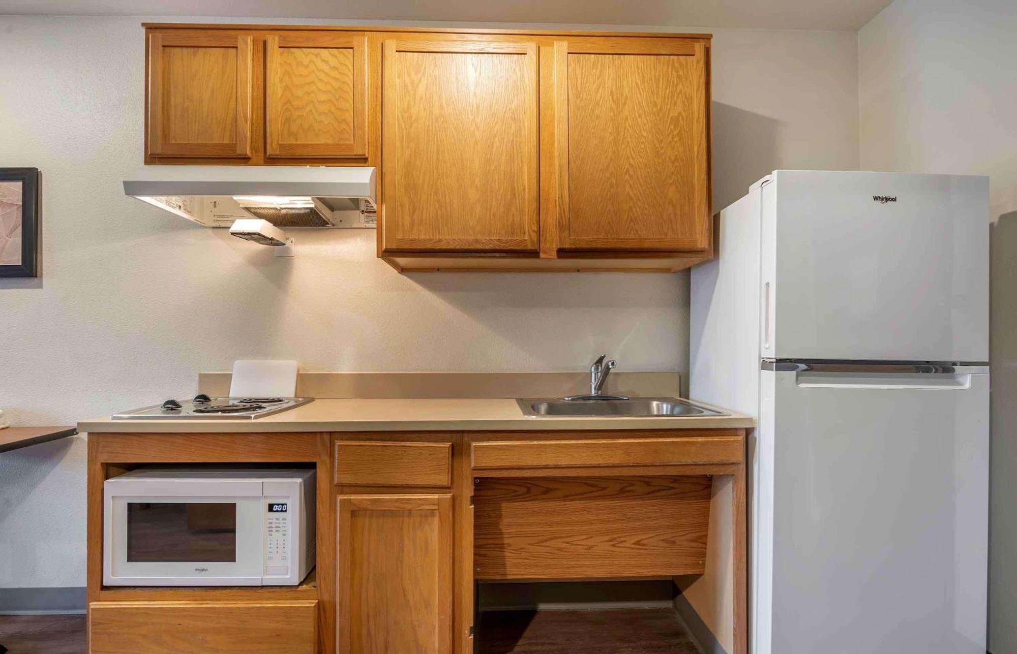 Extended Stay America Select Suites - Charlotte - Northlake Ngoại thất bức ảnh