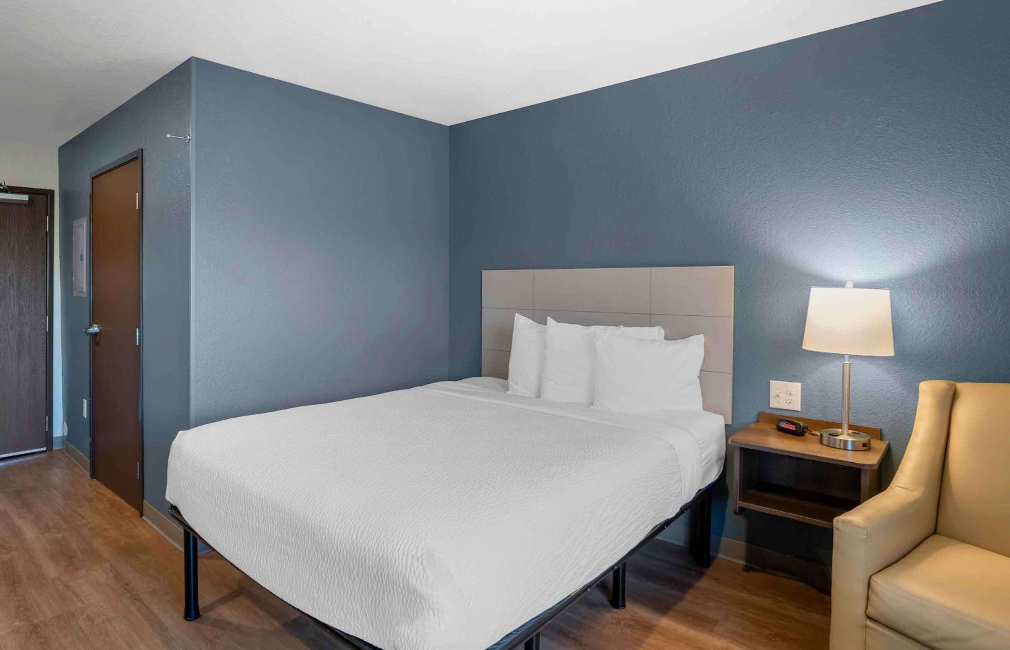 Extended Stay America Select Suites - Charlotte - Northlake Ngoại thất bức ảnh