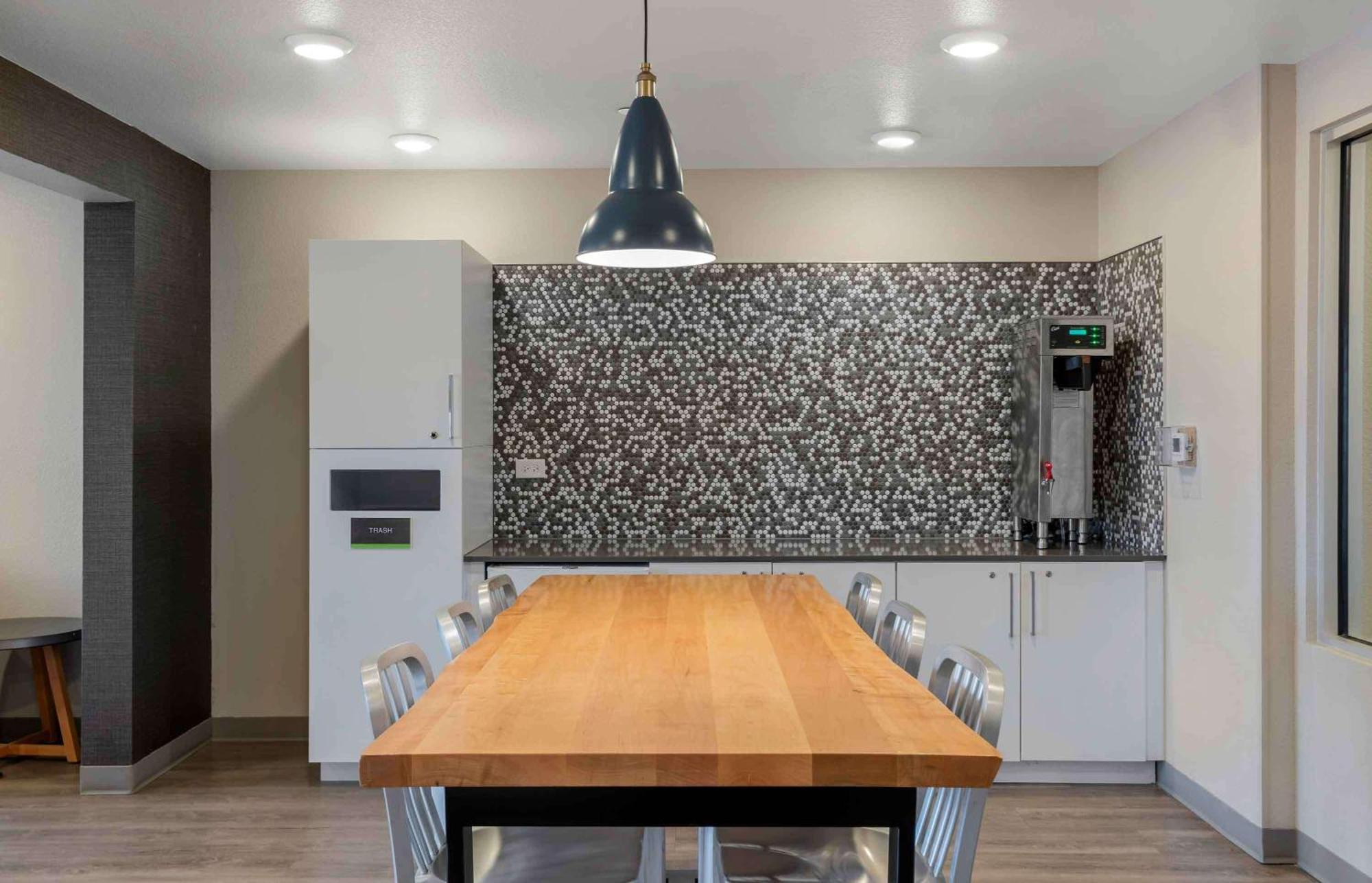 Extended Stay America Select Suites - Charlotte - Northlake Ngoại thất bức ảnh