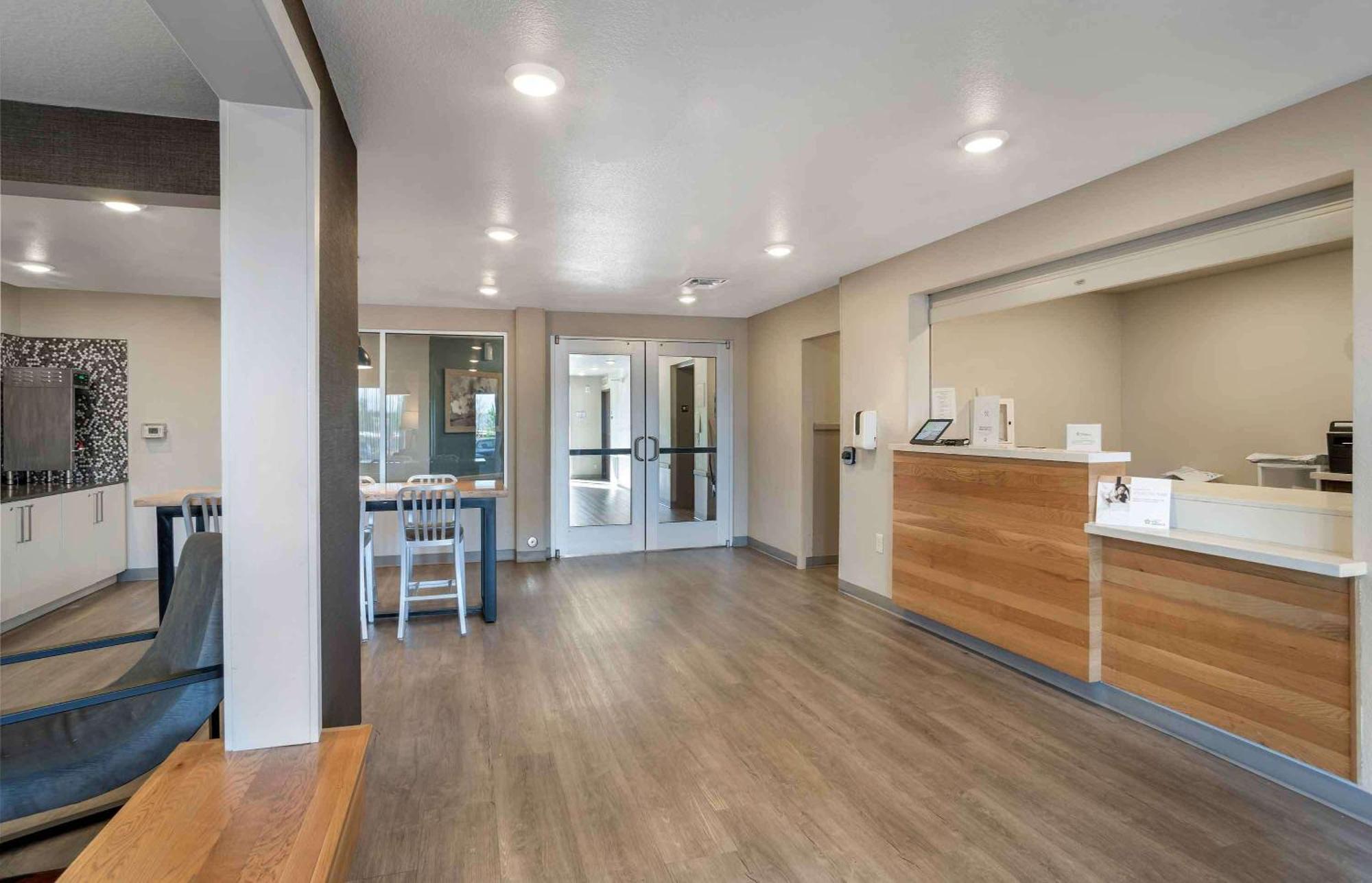 Extended Stay America Select Suites - Charlotte - Northlake Ngoại thất bức ảnh